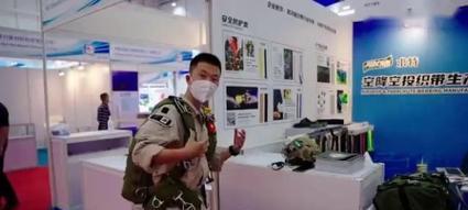 如何最大化利用反斗联盟空投武器？（游戏攻略指南，让你成为无敌的武器专家！）-第2张图片-游戏玩法大全_