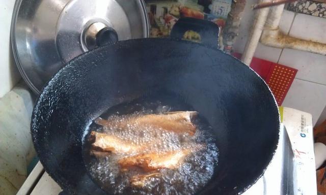 以恶毒婆婆出装攻略男主（如何战胜恶毒婆婆，保护男主的幸福生活）-第2张图片-游戏玩法大全_